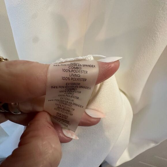 Calvin Klein Chiffon-Bell Sleeve with Pearls White Dress BEAUTIFUL Sz 6.5 Petite - Picture 9 of 9